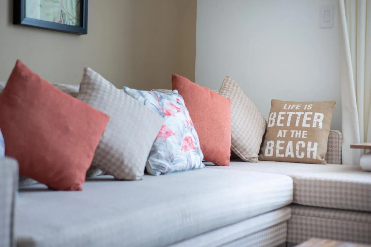 Luxury 1 Bed Apartment Near Seven Mile Beach At The Grove - Villa Flamingo Haven West Bay 0*,  Isole Cayman